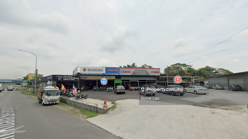 For Rent - Bandar Baru Sungai Buloh Main Road Showroom For Rent Kepong