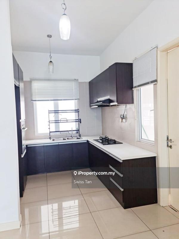 Kondominium untuk Dijual di Amaya Saujana oleh Swiss Tan - iProperty.com.my