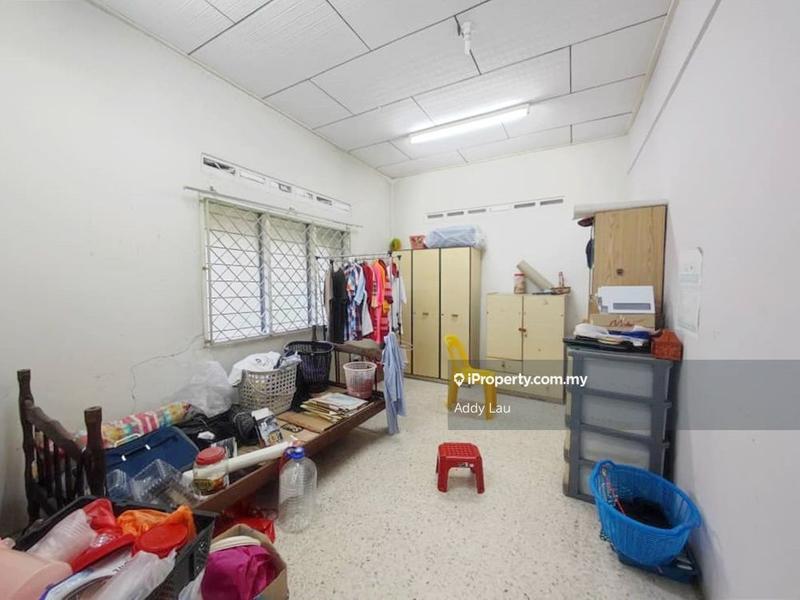Rumah Berkembar untuk Dijual di Taman Kerjasama @ Semi-D, Kluang oleh Addy Lau - iProperty.com.my