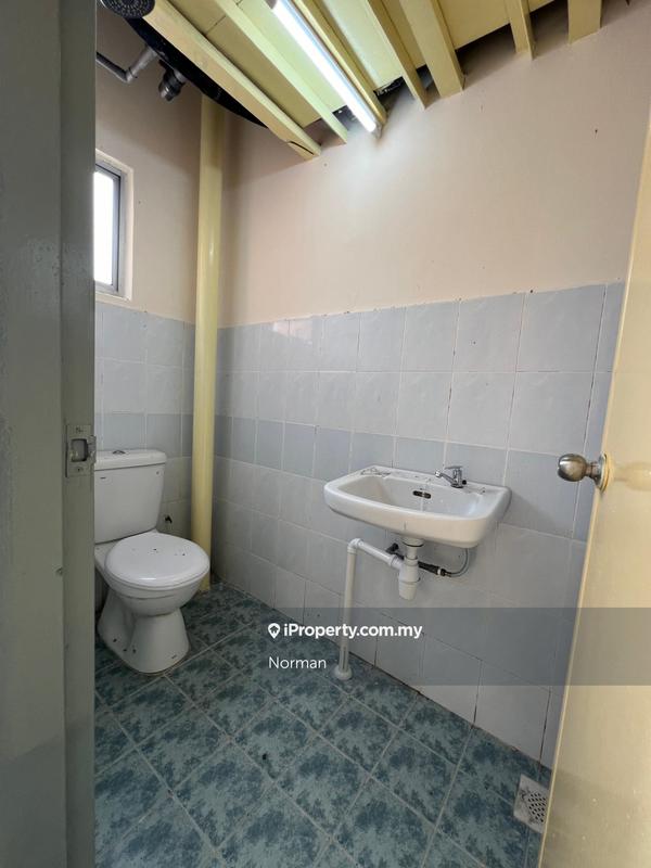 1-storey Terraced House for Sale in [SEREMBAN PUTRA APARTMENT] Full Loan with Cashback, Sikamat by Norman - iProperty.com.my