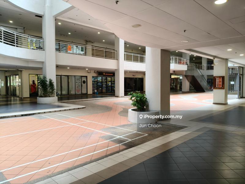 Service Residence for Sale in D'Alamanda by Jun Choon - iProperty.com.my