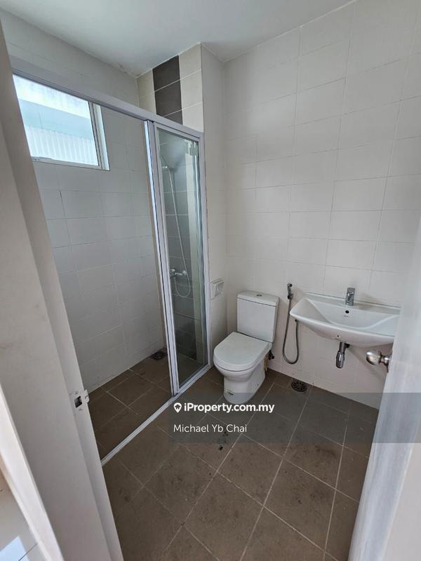 3-storey Terraced House for Sale in Desa Park Serdang, Seri Kembangan by Michael Yb Chai - iProperty.com.my