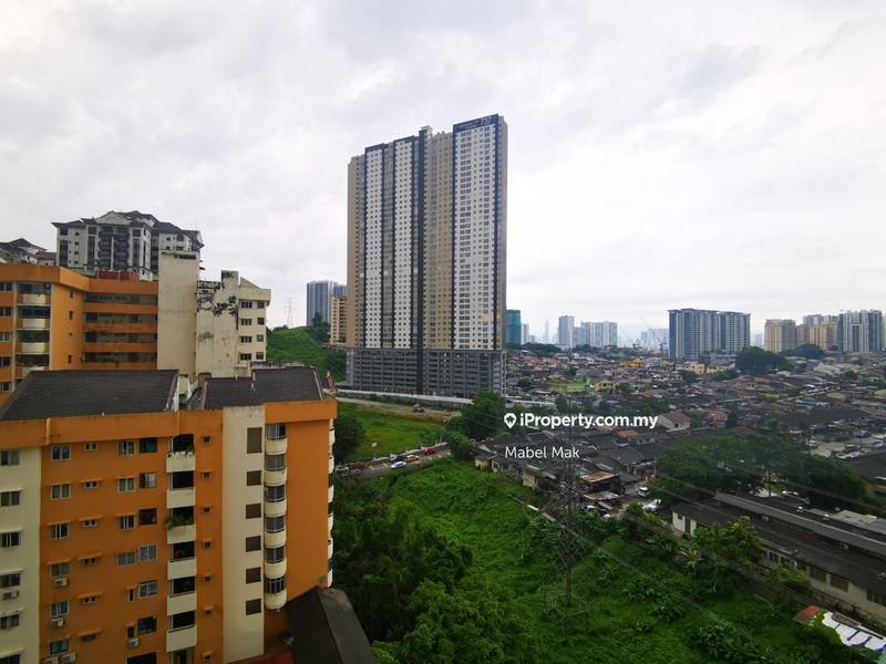 For Sale - Meadow Park 2