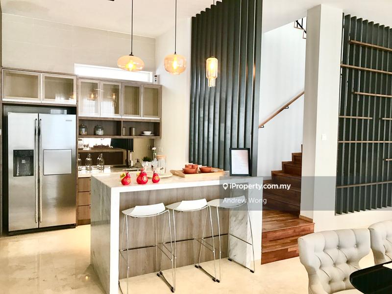 Bungalow House for Sale in Lakefront Villa, Cyberjaya by Andrew Wong - iProperty.com.my