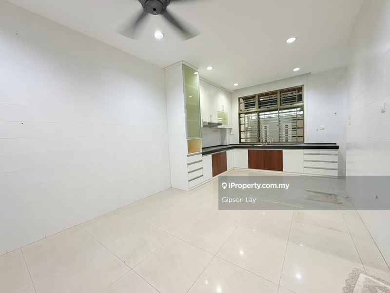 Semi-Detached House for Sale in Taman Kluang Setia, Kluang by Gipson Lay - iProperty.com.my