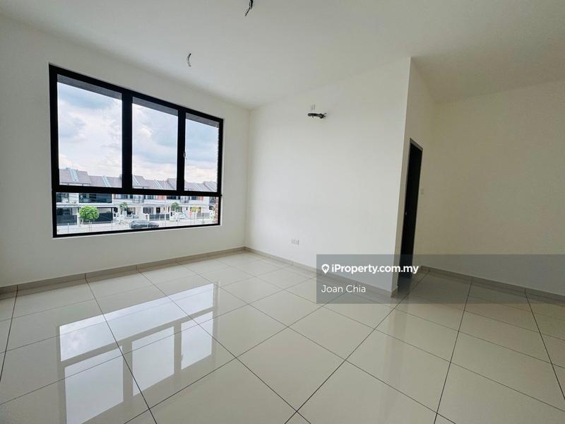 Rumah Teres 2-Tingkat untuk Dijual di Austin Crest, Johor Bahru oleh Joan Chia - iProperty.com.my