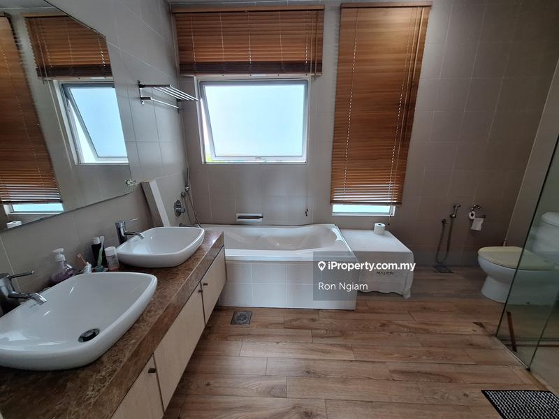 For Sale - Amaya Saujana