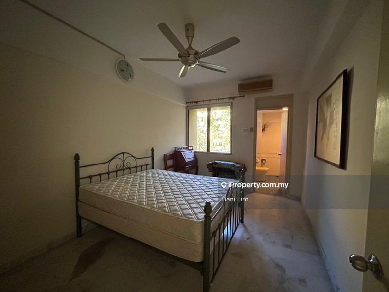 For Sale - Templer Impian