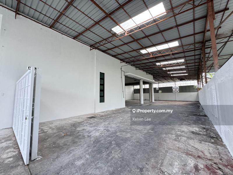 For Sale - Bukit Jelutong, Seksyen U8, Shah Alam, Industrial Park