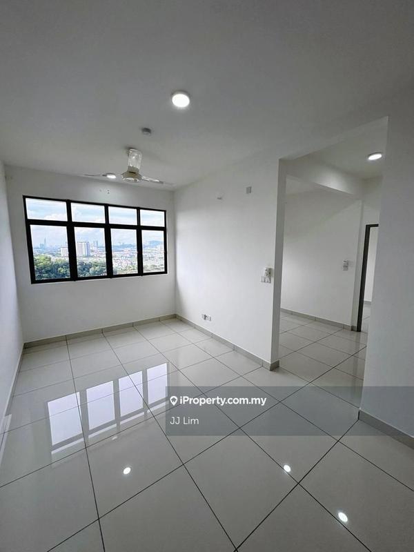 For Rent - Traders Park