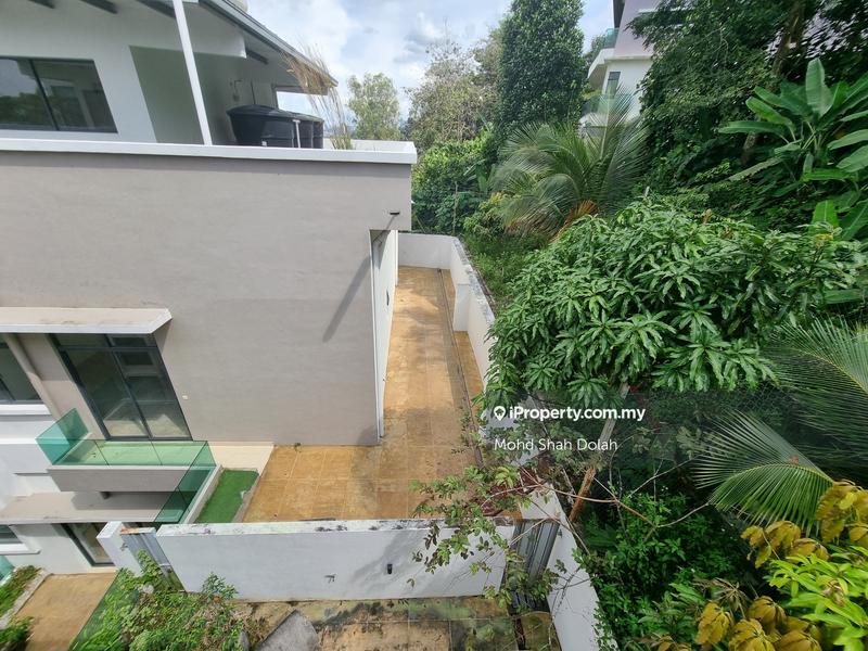 Bungalow House for Sale in Bukit Rahman Putra, Sungai Buloh by Mohd Shah Dolah - iProperty.com.my