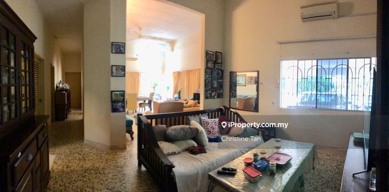 Bungalow House for Sale in Kelana Jaya, Petaling Jaya by Christine Tan - iProperty.com.my