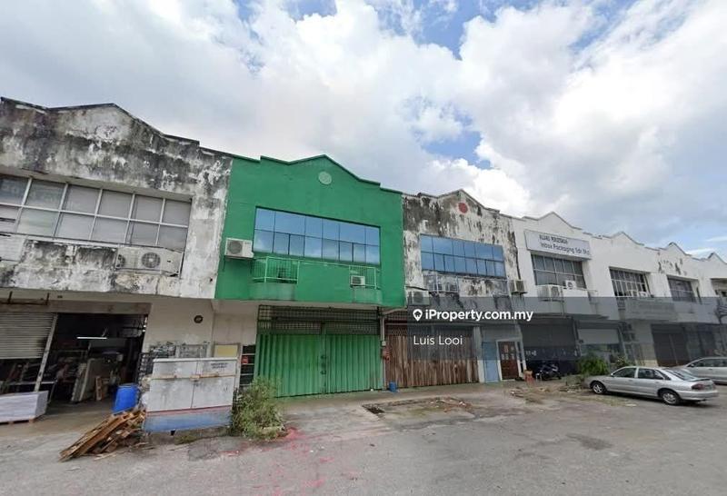 Kilang Teres untuk Dijual di Taman Bukit Serdang, Seri Kembangan oleh Luis Looi - iProperty.com.my