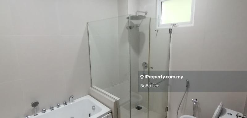 4.5-storey Terraced House for Sale in Happy Garden, Kuchai Lama by BoBo Lee - iProperty.com.my
