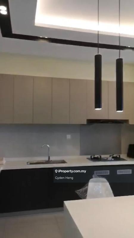 Condominium for Sale in Bay Laurel @ Country Garden Danga Bay by Gyden Heng - iProperty.com.my