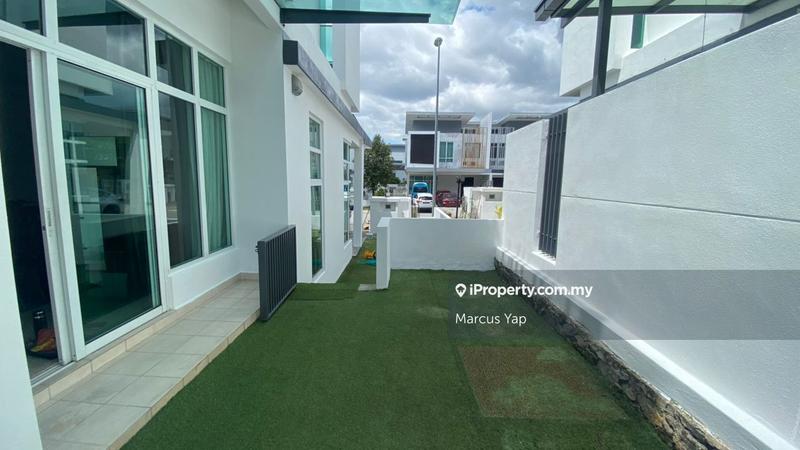 Rumah Berkembar untuk Disewa di Clover Garden Residence, Cyberjaya oleh Marcus Yap - iProperty.com.my