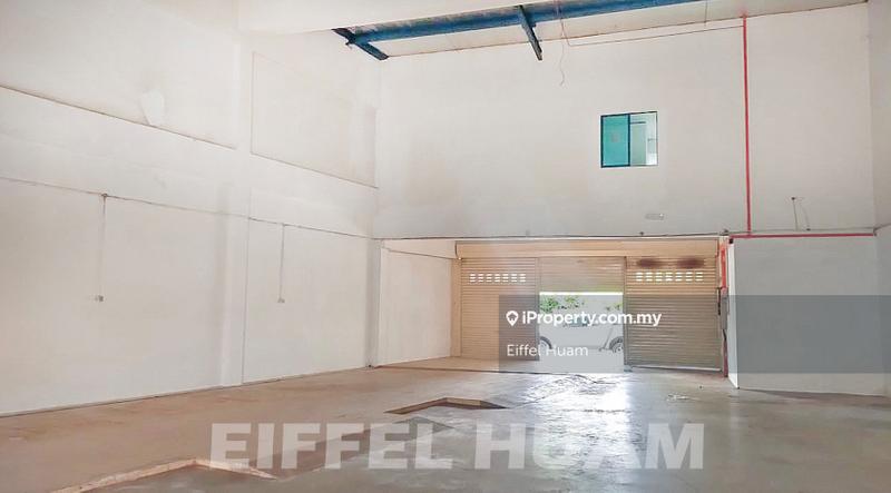 For Rent - Corner End 1.5 Storey Light Industrial Factory @ Teluk Kumbar, Bayan Lepas