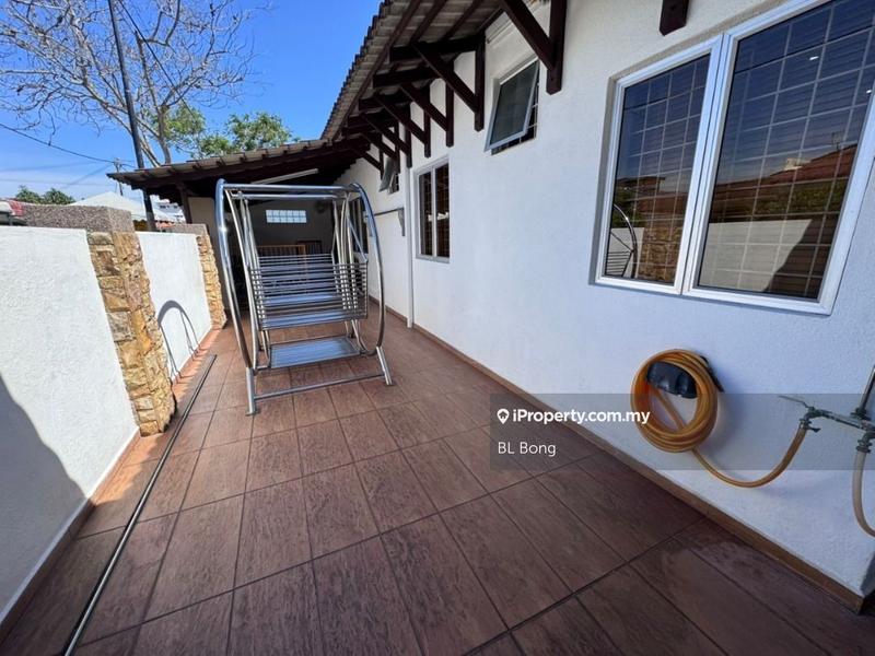 Semi-Detached House for Sale in Taman Seaview, Ujong Pasir by BL Bong - iProperty.com.my