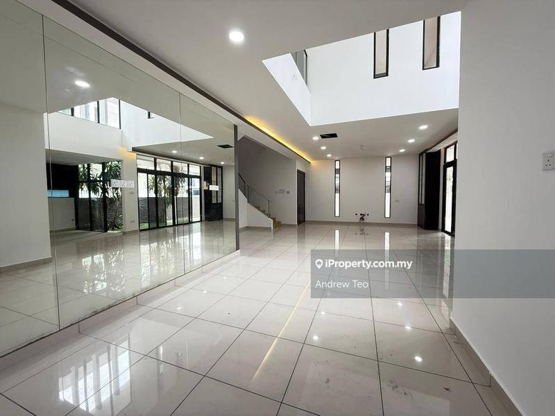 Rumah Berkembar untuk Dijual di Taman Gaya, Ulu Tiram oleh Andrew Teo - iProperty.com.my