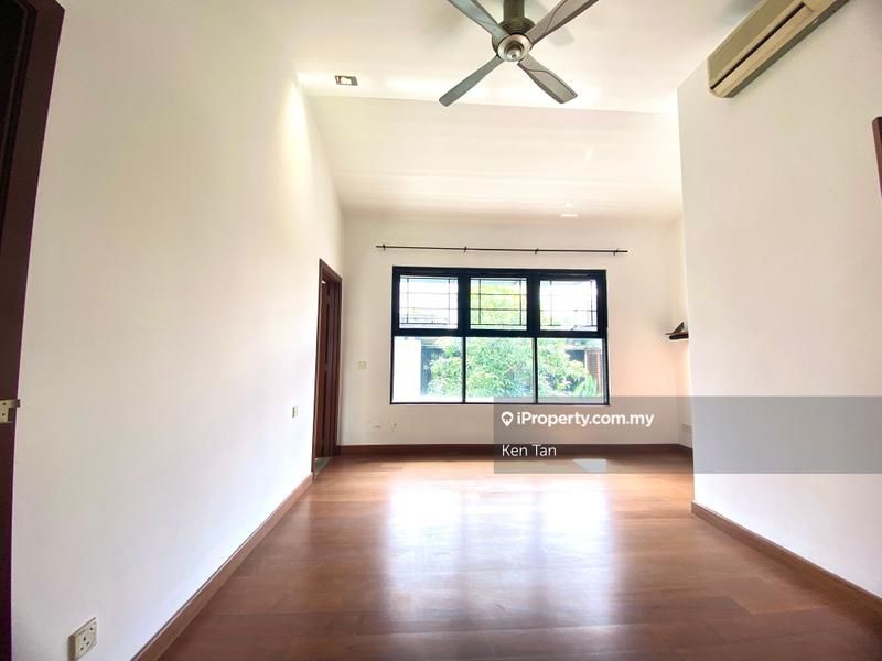 Bungalow House for Sale in Lakeview Saujana @ Saujana Golf, Saujana by Ken Tan - iProperty.com.my