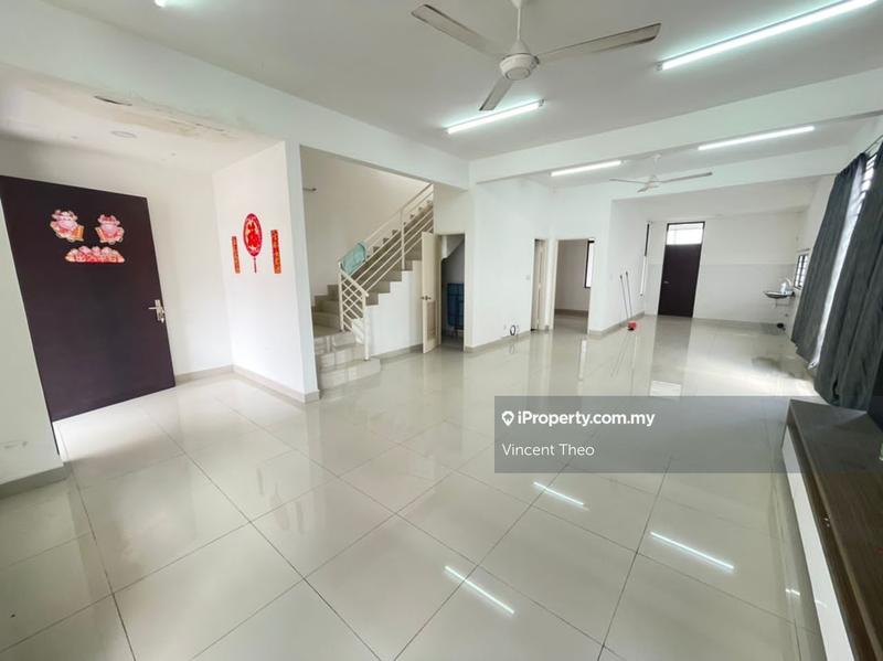 2-storey Terraced House for Sale in Bandar Country Homes, Rawang by Vincent Theo - iProperty.com.my