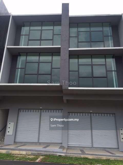 Shop / Office for Sale in Serdang, Seri Kembangan by Sam Thoo - iProperty.com.my