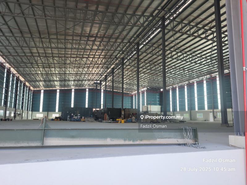 Kilang Terpisah untuk Disewa di Bandar Sri Sendayan, Negeri Sembilan oleh Fadzil Osman - iProperty.com.my