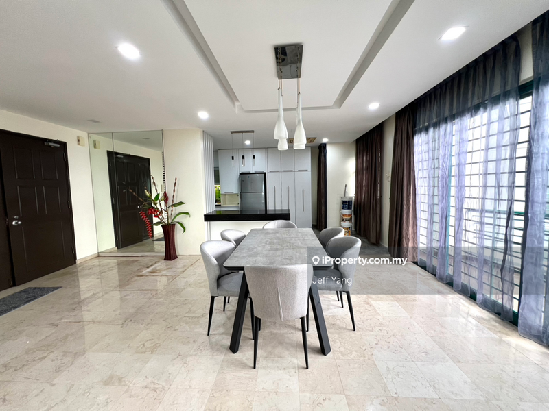 Kondominium untuk Dijual di The Straits View Condominium oleh Jeff Yang - iProperty.com.my