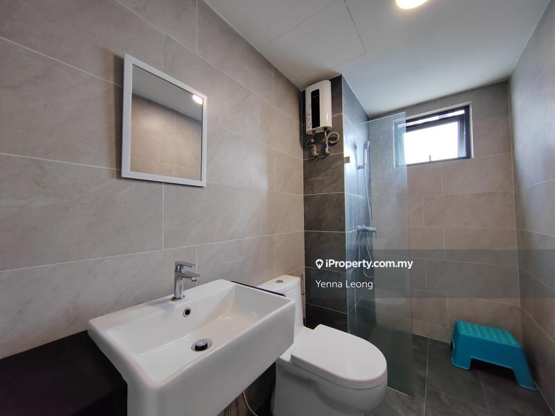 Kediaman Servis untuk Dijual di Emporis oleh Yenna Leong - iProperty.com.my