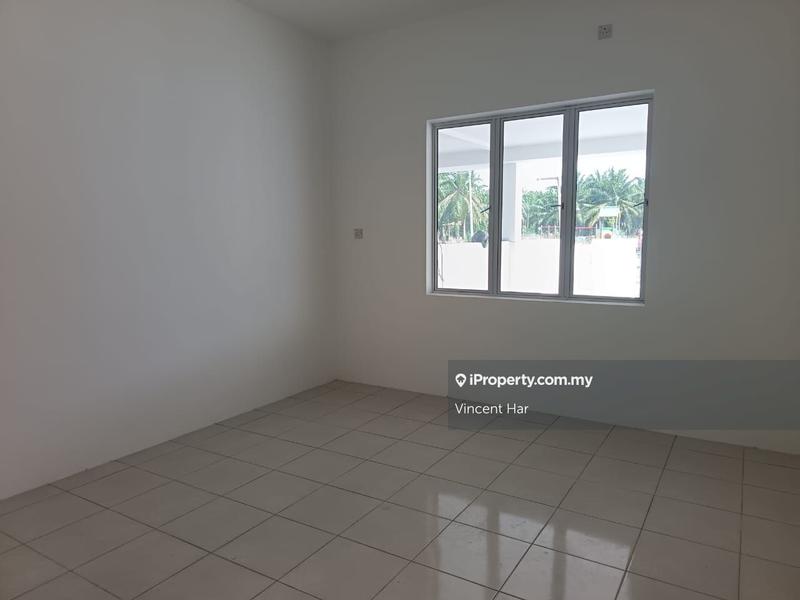 Semi-Detached House for Sale in Taman Bougainvillea, Ayer Tawar by Vincent Har - iProperty.com.my