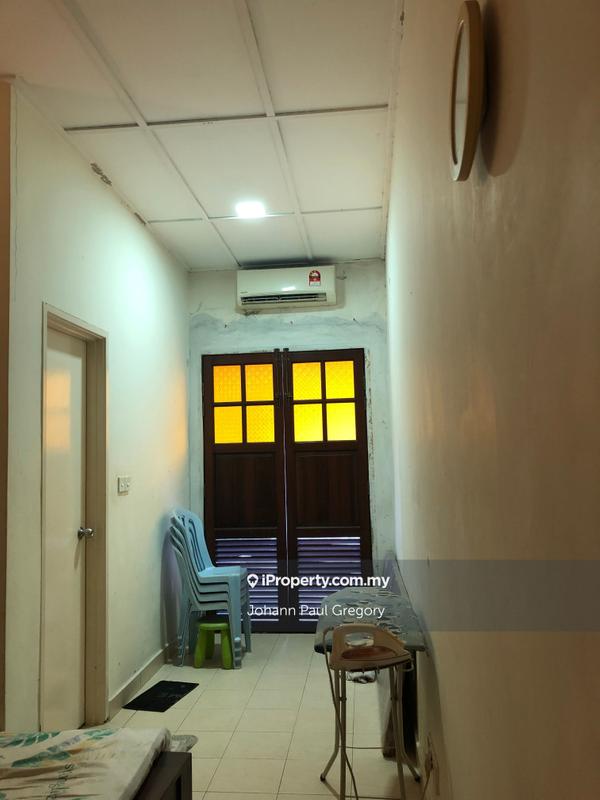 Rumah Teres untuk Dijual di Bukit Jelutong, Shah Alam oleh Johann Paul Gregory - iProperty.com.my