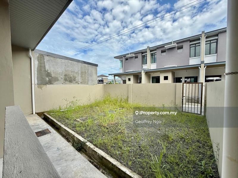 Rumah Teres untuk Dijual di City Garden, Samarahan oleh Geoffrey Ngo - iProperty.com.my