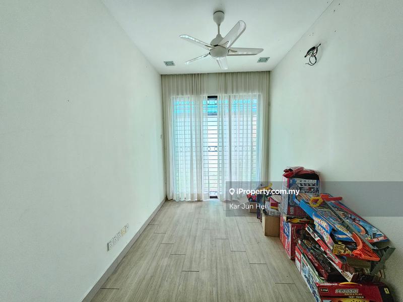 Semi-Detached House for Sale in Taman Hijauan Residen, Hulu Langat by Kar Jun Hei - iProperty.com.my