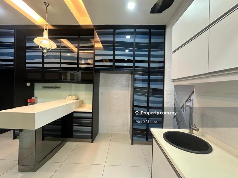 Bungalow House for Sale in Twin Palms @ Sungai Long, Bandar Sungai Long by Mei SM Lee - Twin Palms, Sungai Long Kitchen - iProperty.com.my