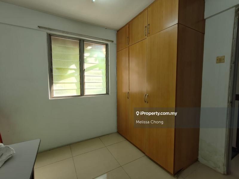 Flat for Sale in Desa Petaling Flat by Melissa Chong - iProperty.com.my