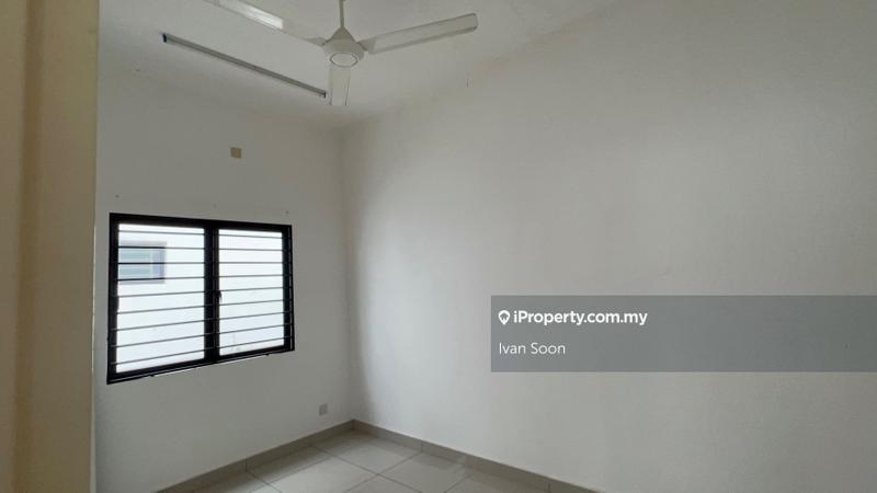 3-storey Terraced House for Sale in setia utama setia alam , shah alam, Setia Alam by Ivan Soon - iProperty.com.my