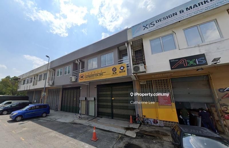 Corner Terrace Factory at Ampang