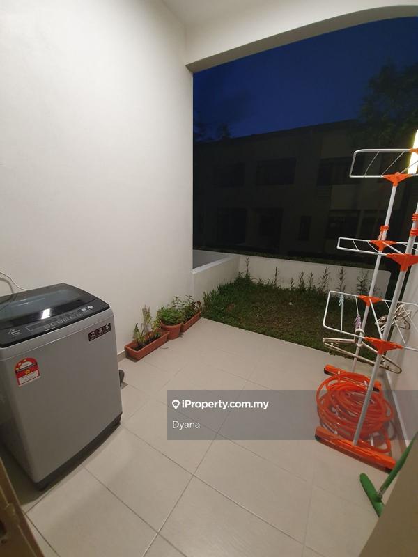 Rumah Teres 2-Tingkat untuk Dijual di Maple Residence, Cyberjaya oleh Dyana - iProperty.com.my