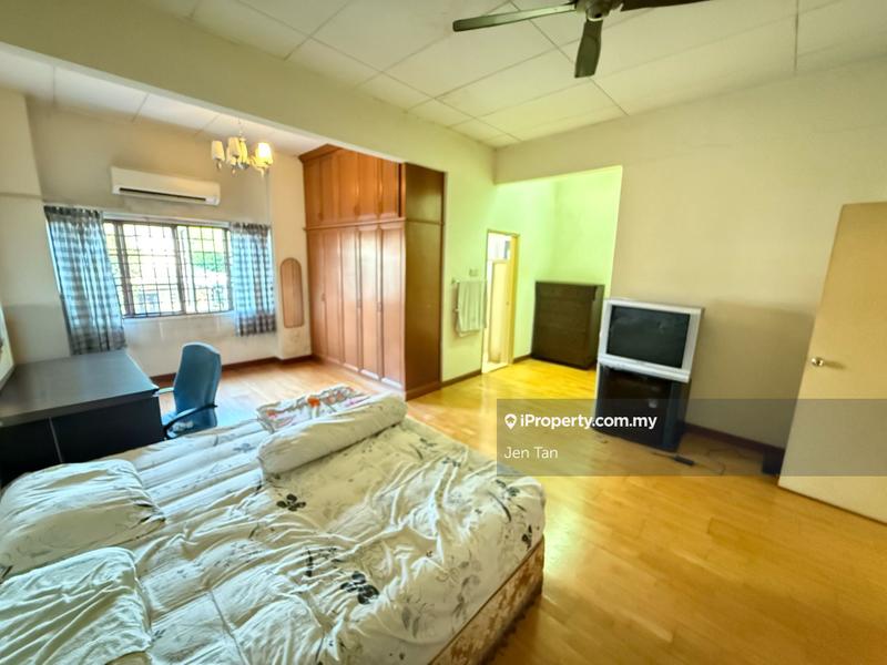 Rumah Berangkai 2 Tingkat untuk Dijual di Bukit Jelutong, Shah Alam oleh Jen Tan - iProperty.com.my