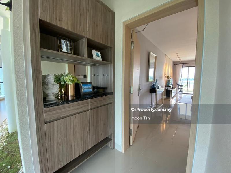 For Sale - Baron Residence @ Lake City