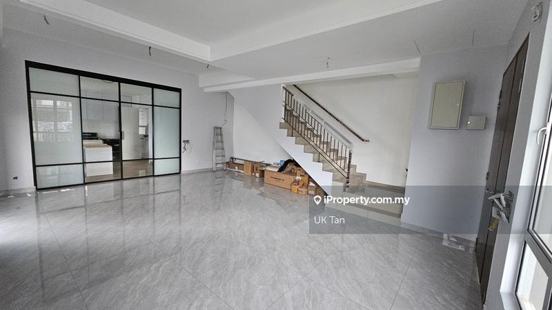 Rumah Teres untuk Dijual di qi6mk, Telok Panglima Garang oleh UK Tan - iProperty.com.my