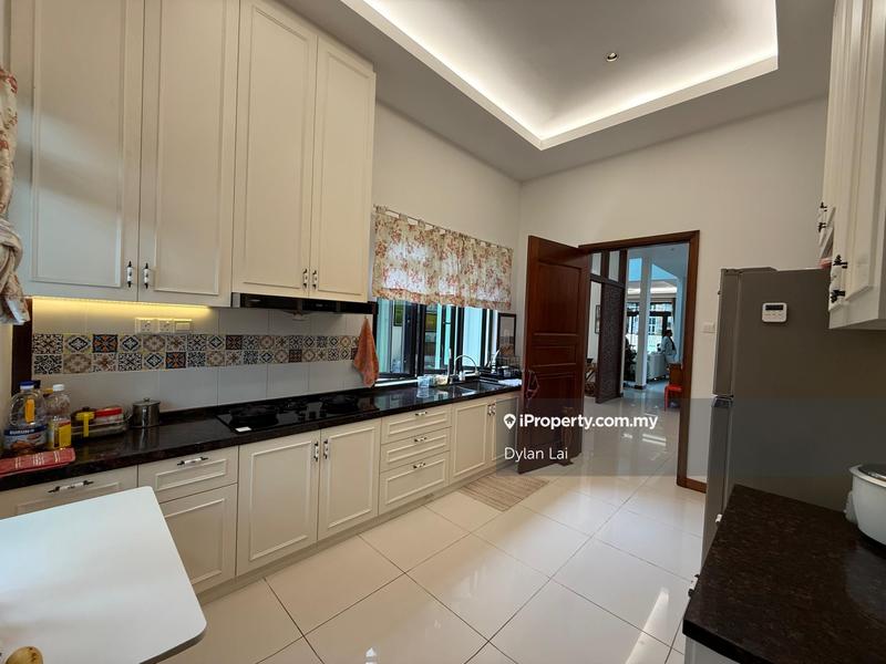 Bungalow House untuk Dijual di Perdana Lakeview East, Cyberjaya oleh Dylan Lai - iProperty.com.my