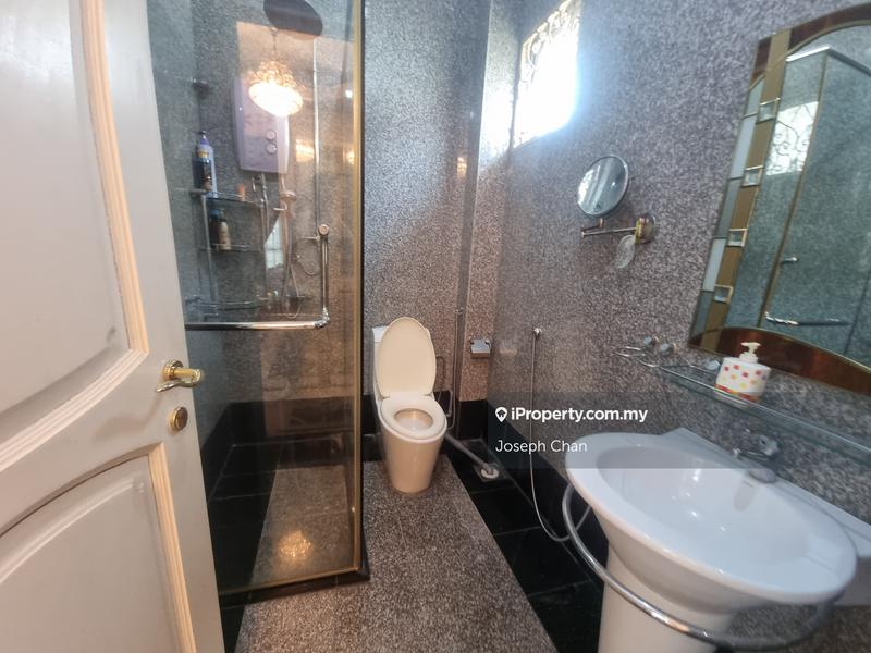 Bungalow House for Sale in Seksyen 7, Shah Alam by Joseph Chan - iProperty.com.my