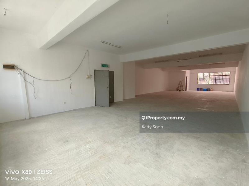 Office for Sale in Taman Pinggiran Putra, Seri Kembangan by Katty Soon - iProperty.com.my
