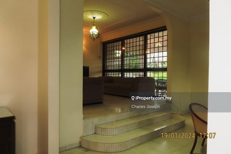 Banglo untuk Dijual di Port Dickson, Negeri Sembilan oleh Charles Joseph - iProperty.com.my