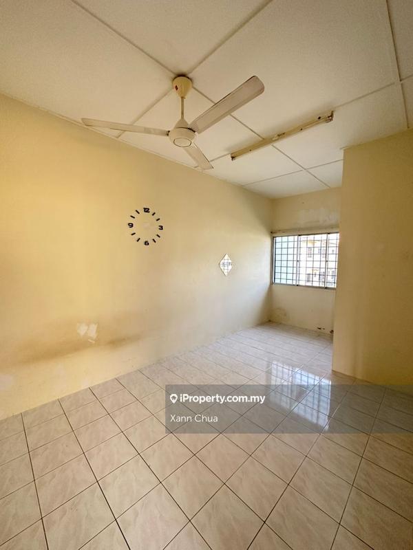 Semi-Detached House for Sale in Taman Pinggiran Putra, Seri Kembangan by Xann Chua - iProperty.com.my