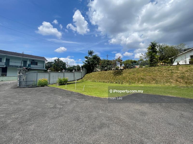 Bungalow House for Sale in (Very Big) PJ Jalan Gasing 1-Storey Bungalow, Petaling Jaya by Ivan Lee - iProperty.com.my