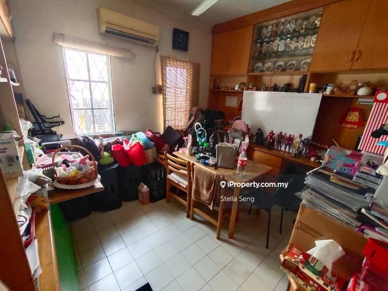 Rumah Berkembar untuk Dijual di Usj 5, Subang Jaya oleh Stella Seng - iProperty.com.my