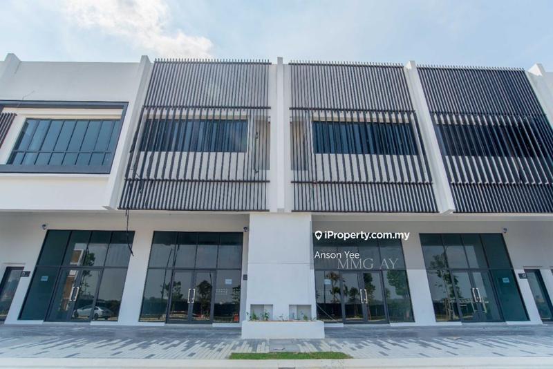 For Rent - 【Available Now】Crest @ First Floor Shop Office To Let