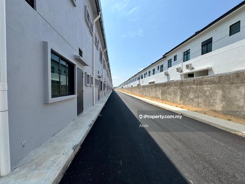 Shop for Rent in Taman Molek Residence, Ayer Molek by Alvin - iProperty.com.my